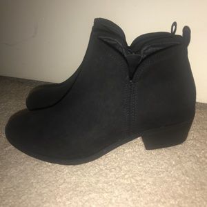 JUSTFAB BLACK BOOTIES